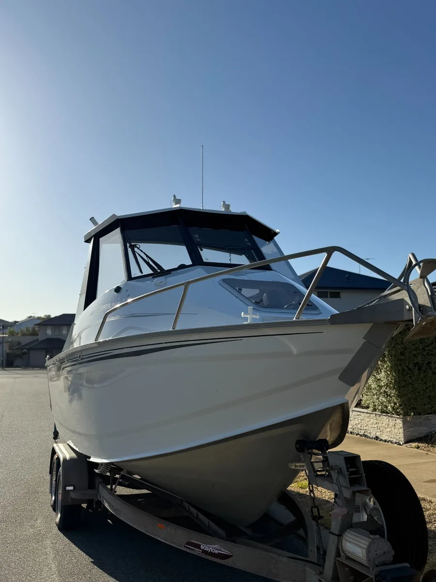 Boat detailing Mindarie Perth WA