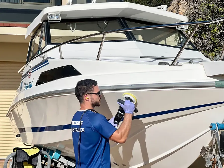 Foam on Wheels mobile boat detailer at work Perth WA